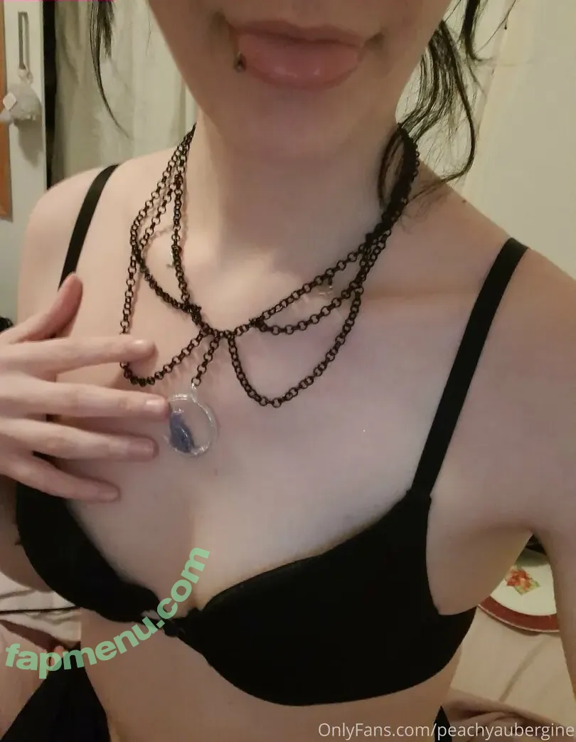 peachyaubergine nude photo #0042 (peachyaubergine)