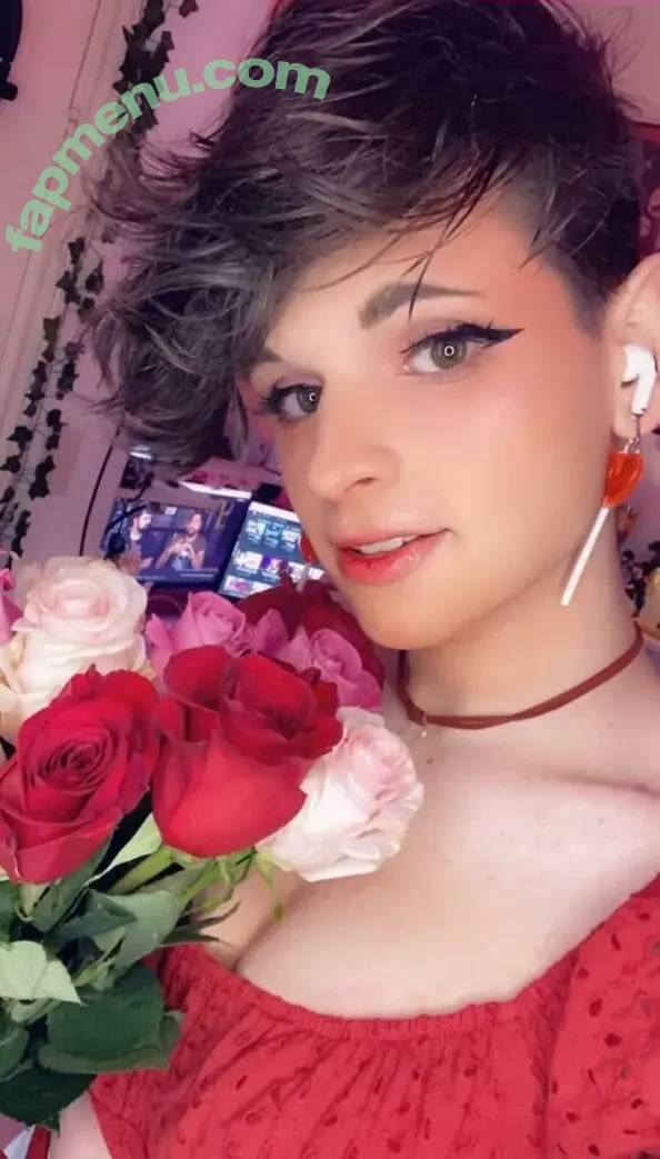 Peachybunnn nude photo #0004 (Peachybunnn)