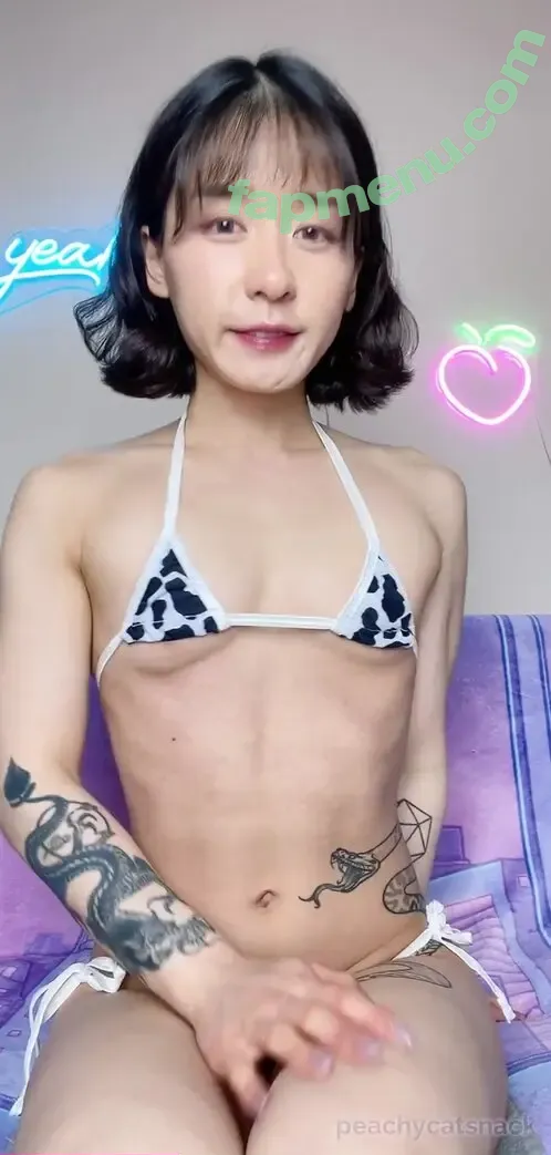 peachycatsnack nude photo #0072 (peachycatsnack)