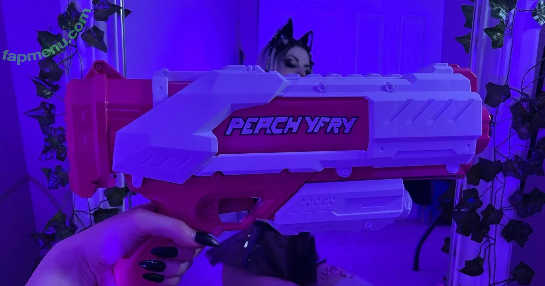 PeachyFry nude photo #0009 (pchyfry)