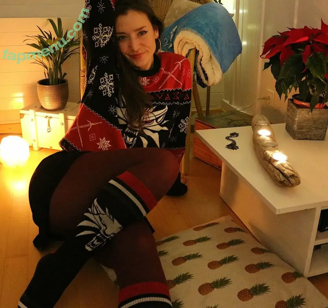 peachykeen2467 nude photo #0063 (PeachesnCream2467 / peachykeen67)