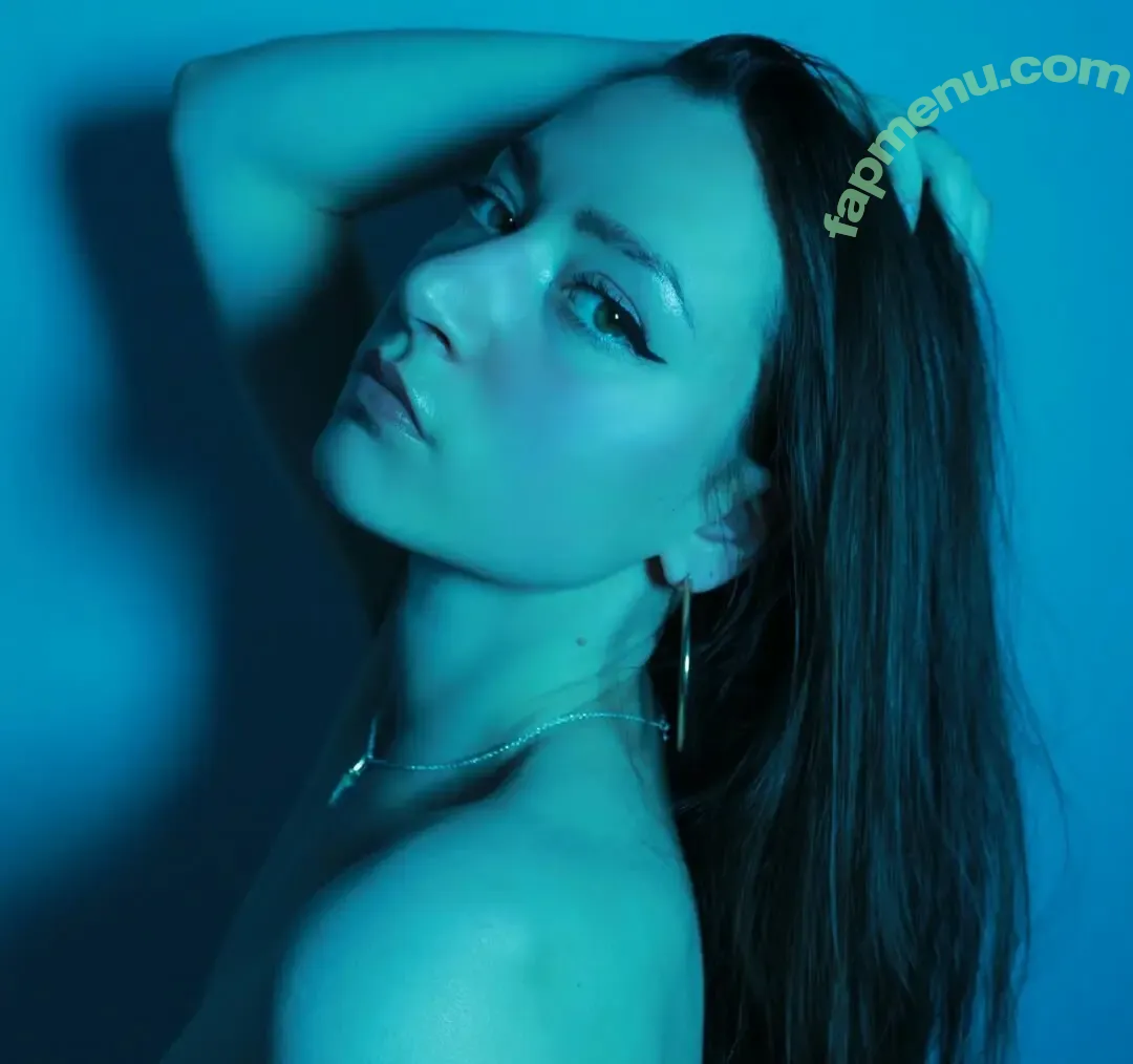 peachykeen2467 nude photo #0066 (PeachesnCream2467 / peachykeen67)