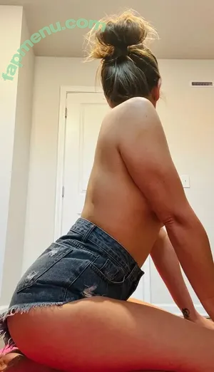  nude photo #0004