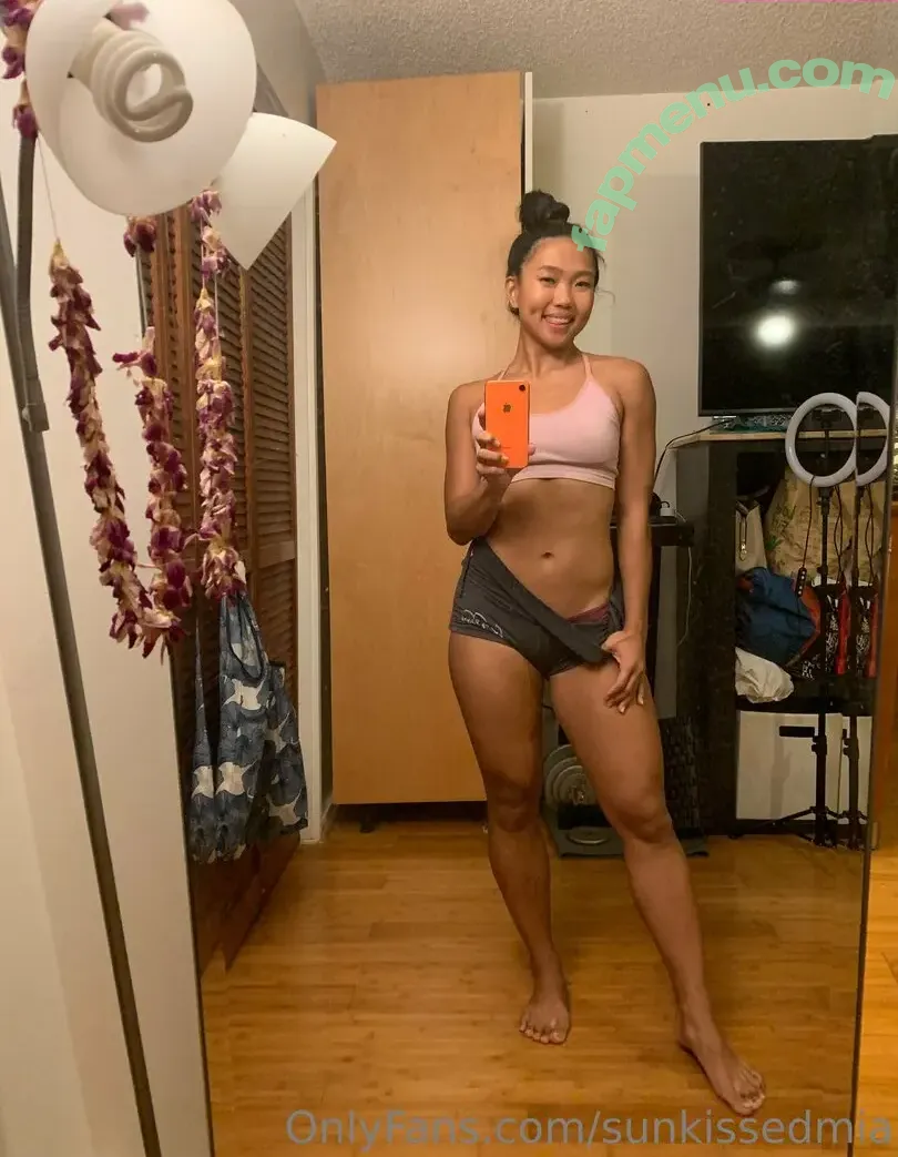 peachypenny nude photo #0011 (peachandpenny)