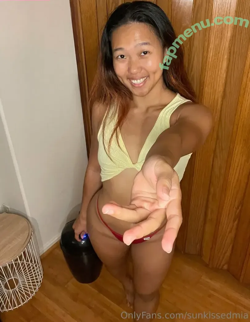 peachypenny nude photo #0028 (peachandpenny)