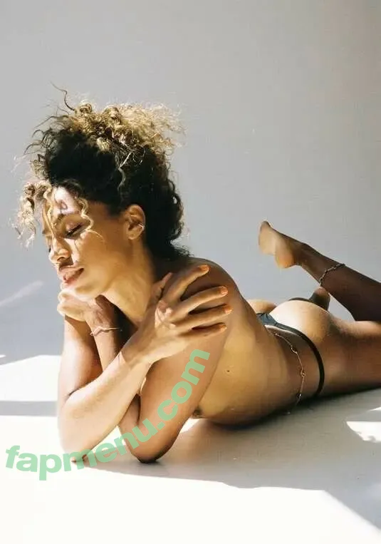 peachysammy nude photo #0001 (s_a_m_a_n_th_a)