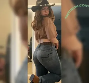 Peachyy_sweets / precious_dollface nude photo #0011