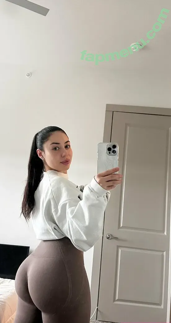 Peachyyleoo nude photo #0045 (Jasminponceee / peachyytown)