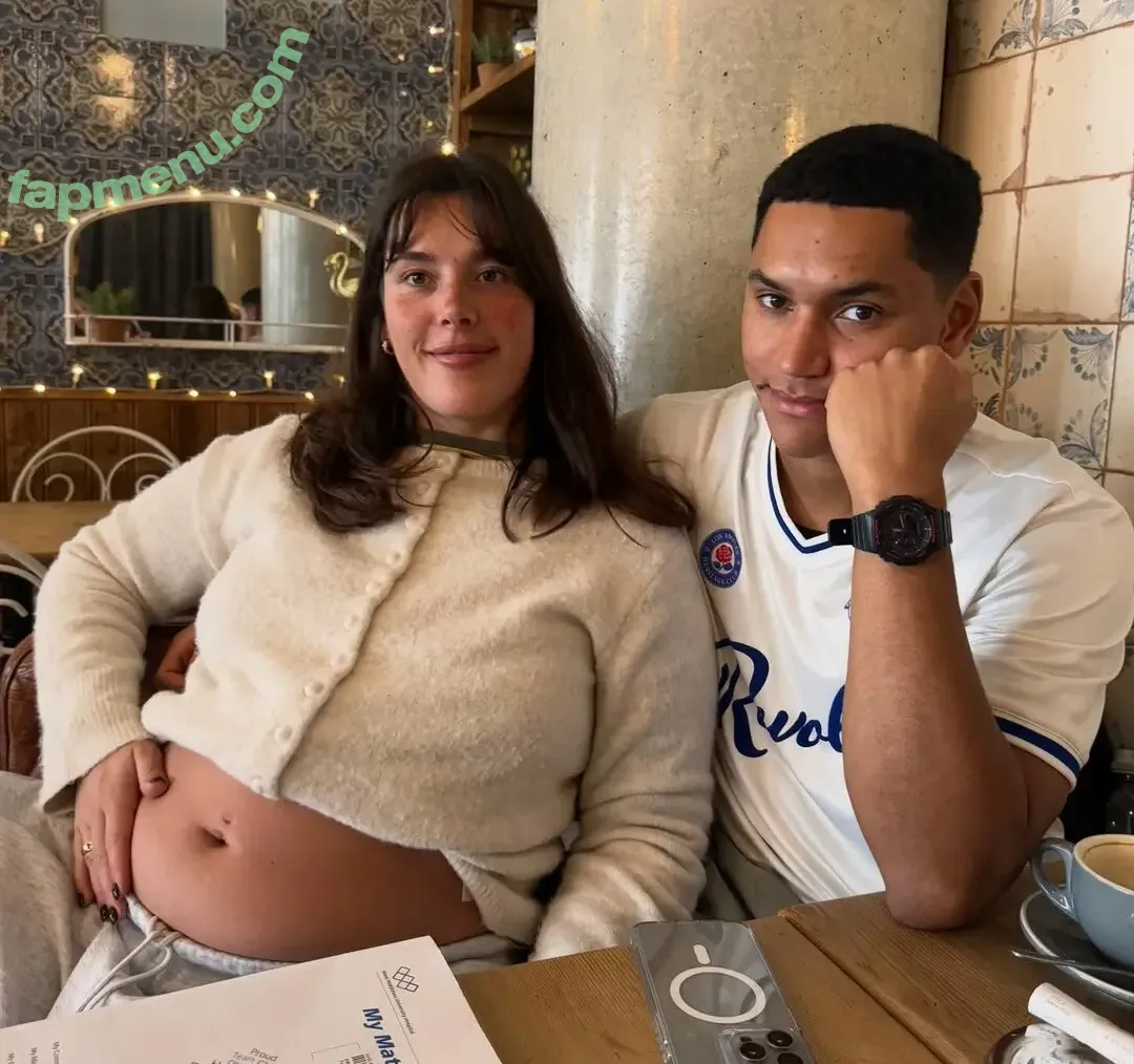 pearl_mariaf nude photo #0022 (Pearl maria Froud)