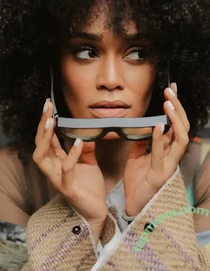 Pearl Thusi / pearlthusi nude photo #0116