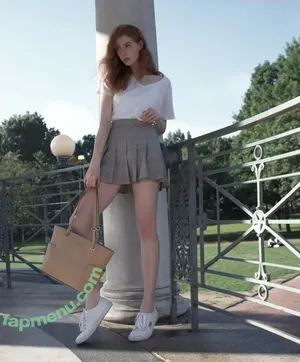 Peasie / lpease / pixie.fairy nude photo #0010