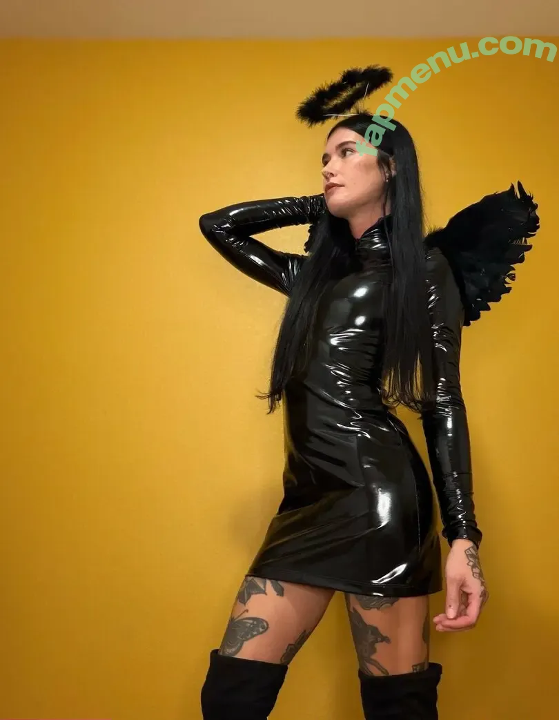 Peechfuzzzz nude photo #0809 (peechfuzzzzz)