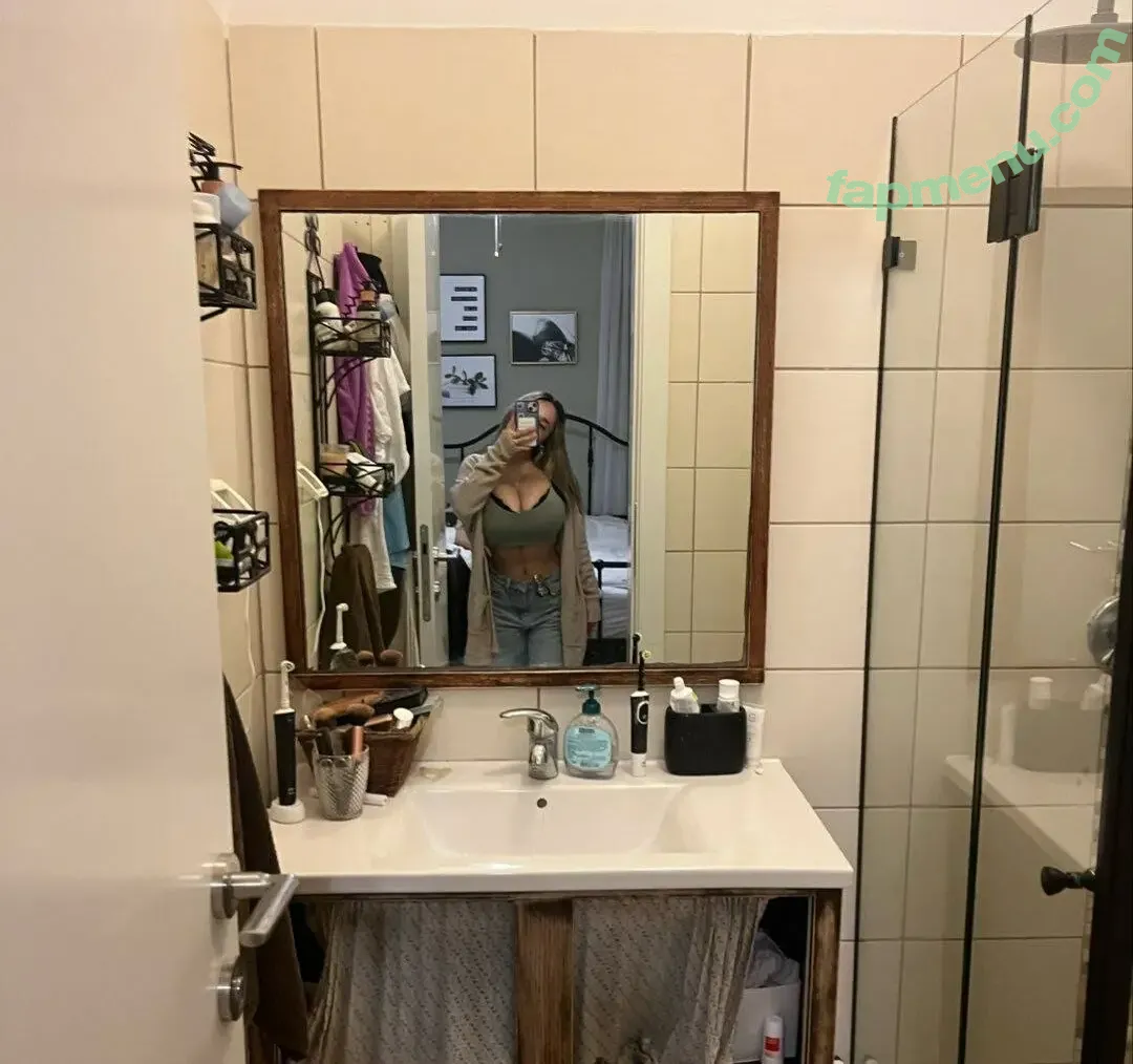 Pelegsaar nude photo #0061 (Pelegsaar)