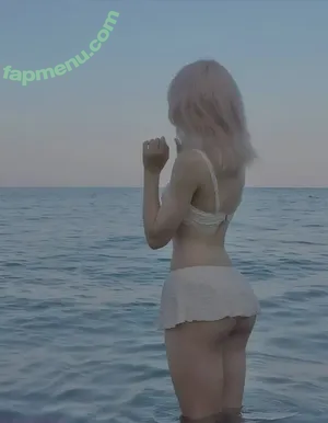 Pelememe / pelmen_memes nude photo #0016