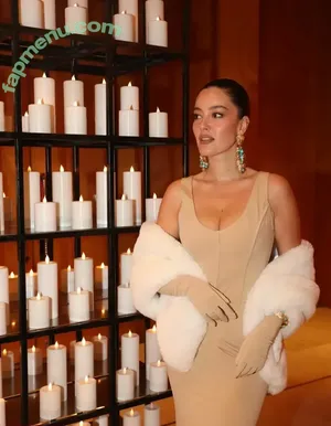 Pelin Akil / pelinakil nude photo #0082