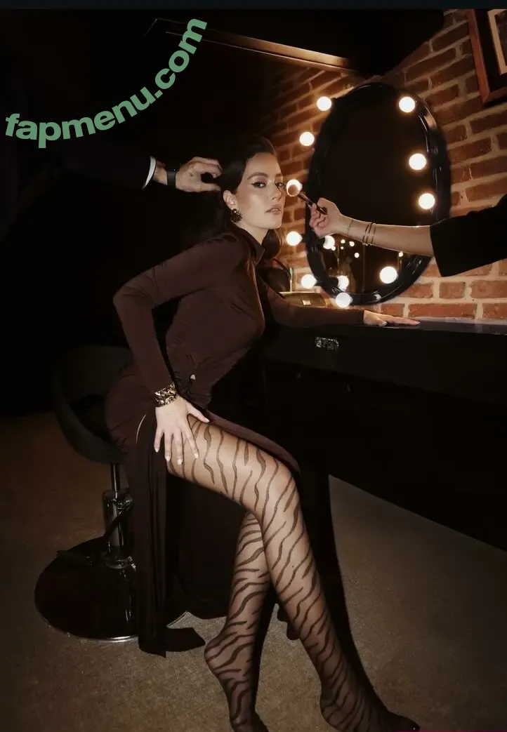 Pelin Akil nude photo #0076 (pelinakil)