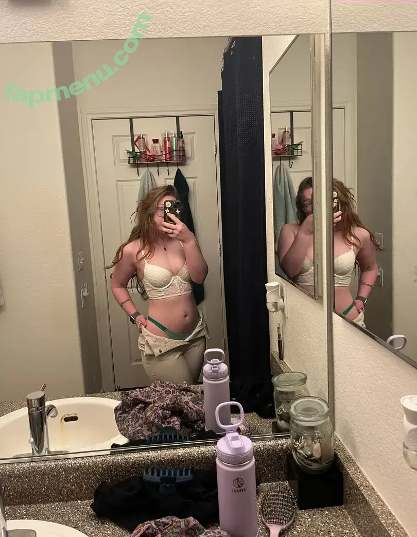 Penelope_skies nude photo #0047 (kirakatnip / penelope-skies)