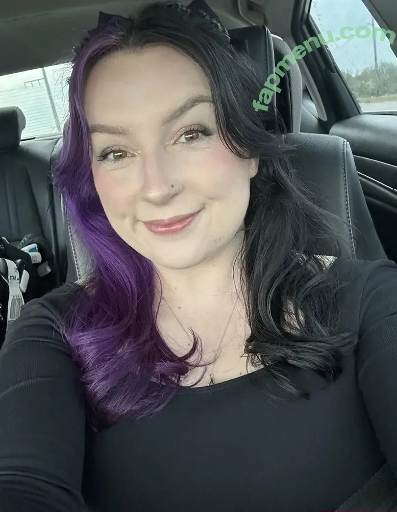 Penguinh0e nude photo #0045 (penguinhoe)