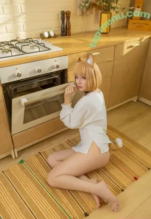 Penkarui / sukoshicosplay nude photo #0394