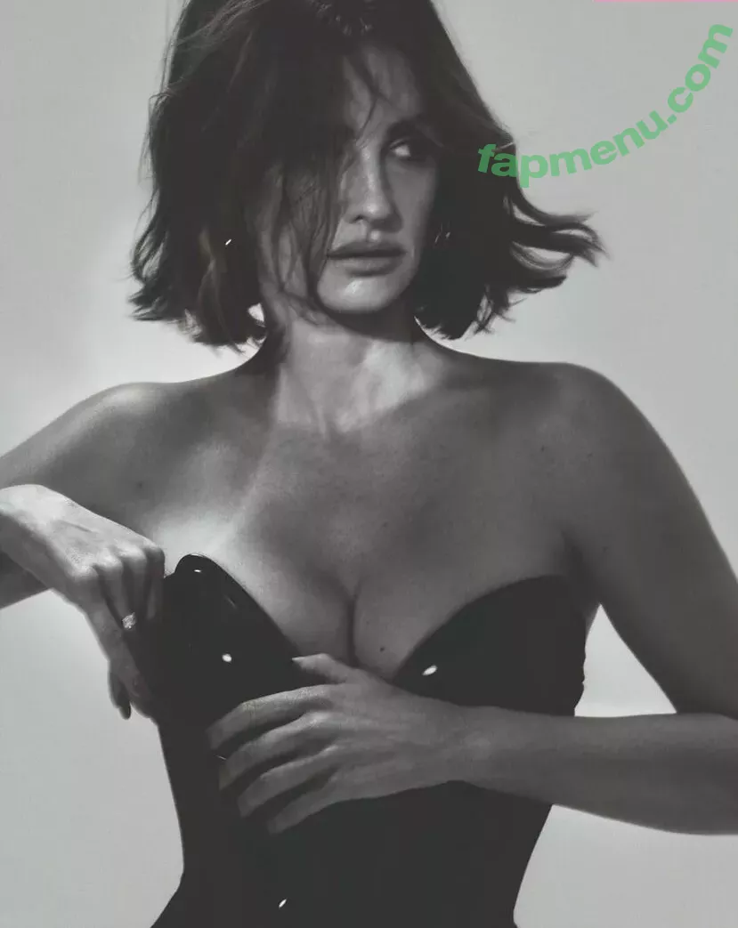 Penélope Cruz nude photo #0139 (PenelopeCruzOfi / penelopecruzoficial)