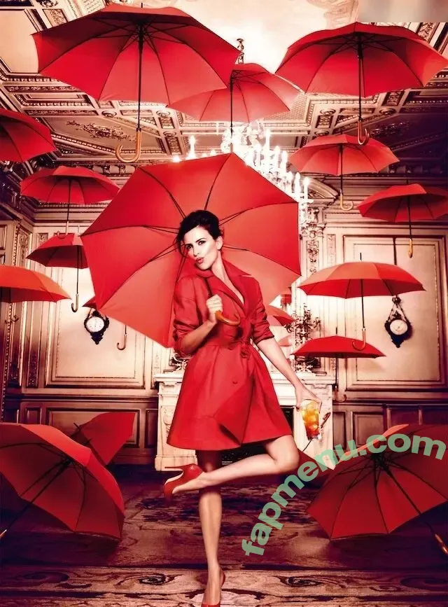 Penélope Cruz nude photo #0183 (PenelopeCruzOfi / penelopecruzoficial)