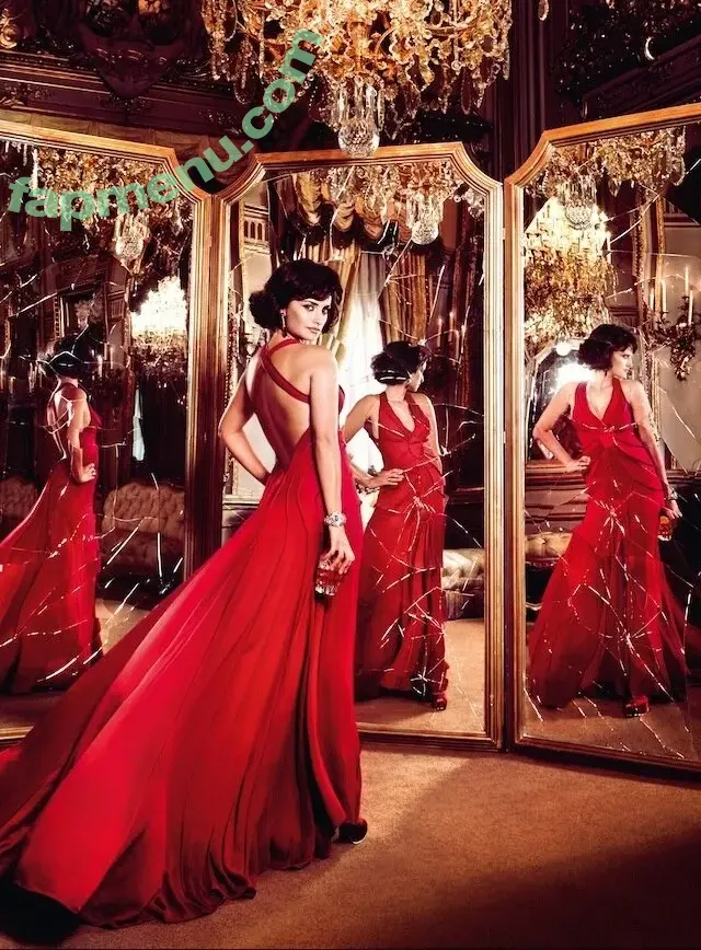 Penélope Cruz nude photo #0187 (PenelopeCruzOfi / penelopecruzoficial)