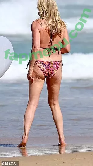 Penny Lancaster nude photo #0009 (penny.lancaster)