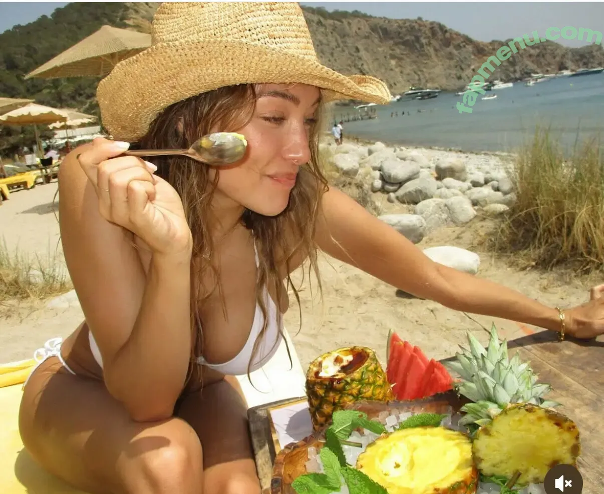 Penny Lane nude photo #1519 (m_o_k_u_c_o / mokuzailame / pennylaneisthename / pennylanelovexoo / pennyliciouss)