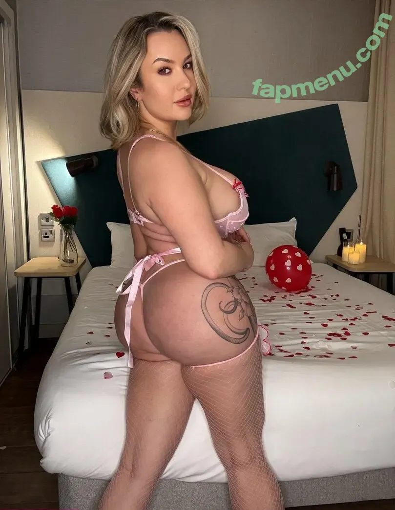 Penny London nude photo #0058 (pennylondonvip / pennylondonxo)