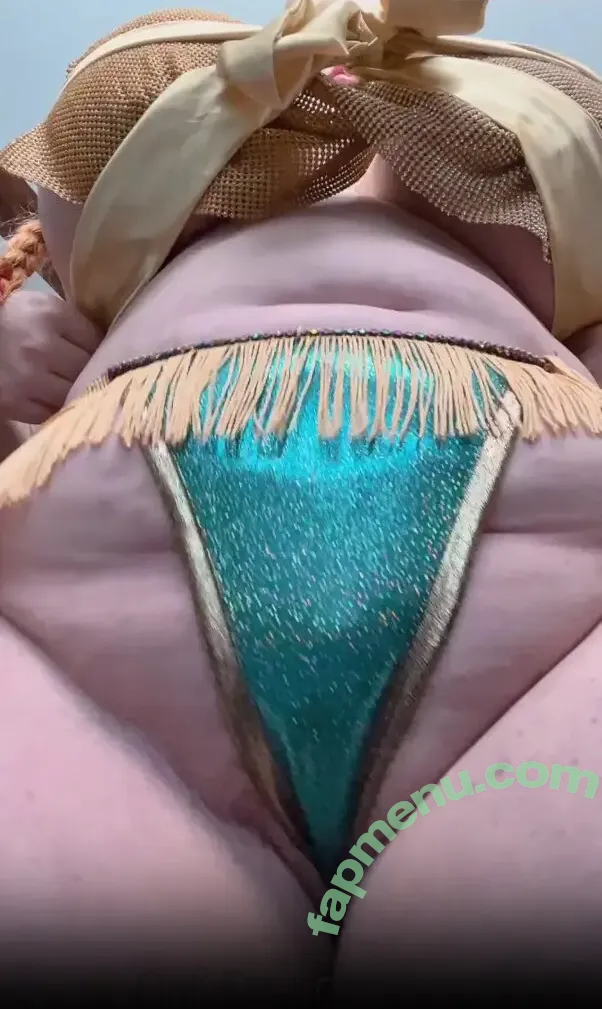 Penny Underbust nude photo #0298 (pennyunderbust5 / underbust)