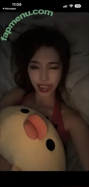 penpuin / penpuinie nude photo #0012