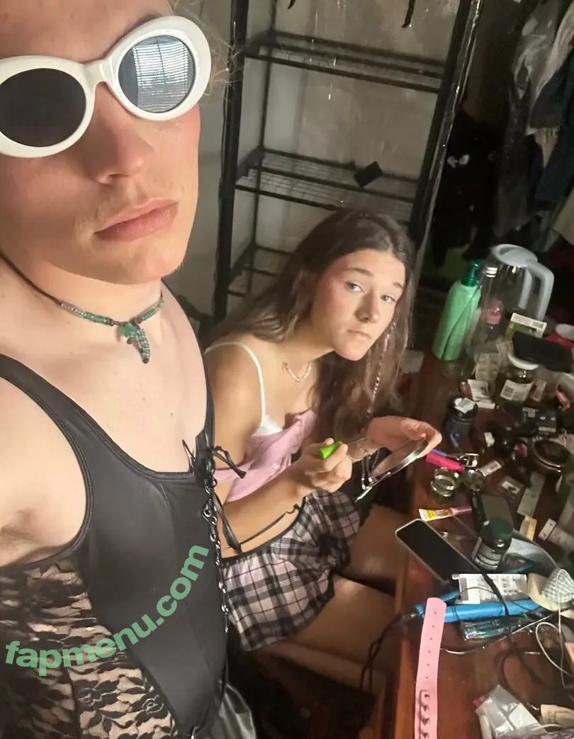 penutbuttajellytime nude photo #0007 (peanutbutterjellytimes_)