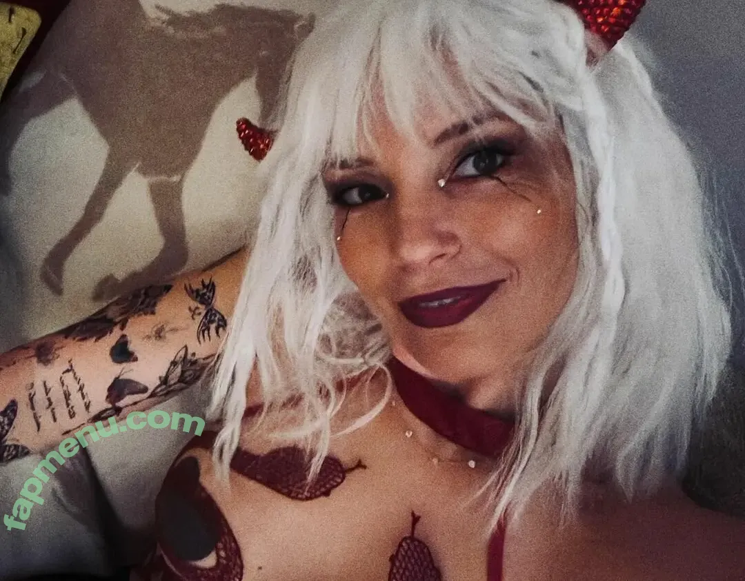 Perdita Weeks nude photo #0024 (perdita_weeks_)