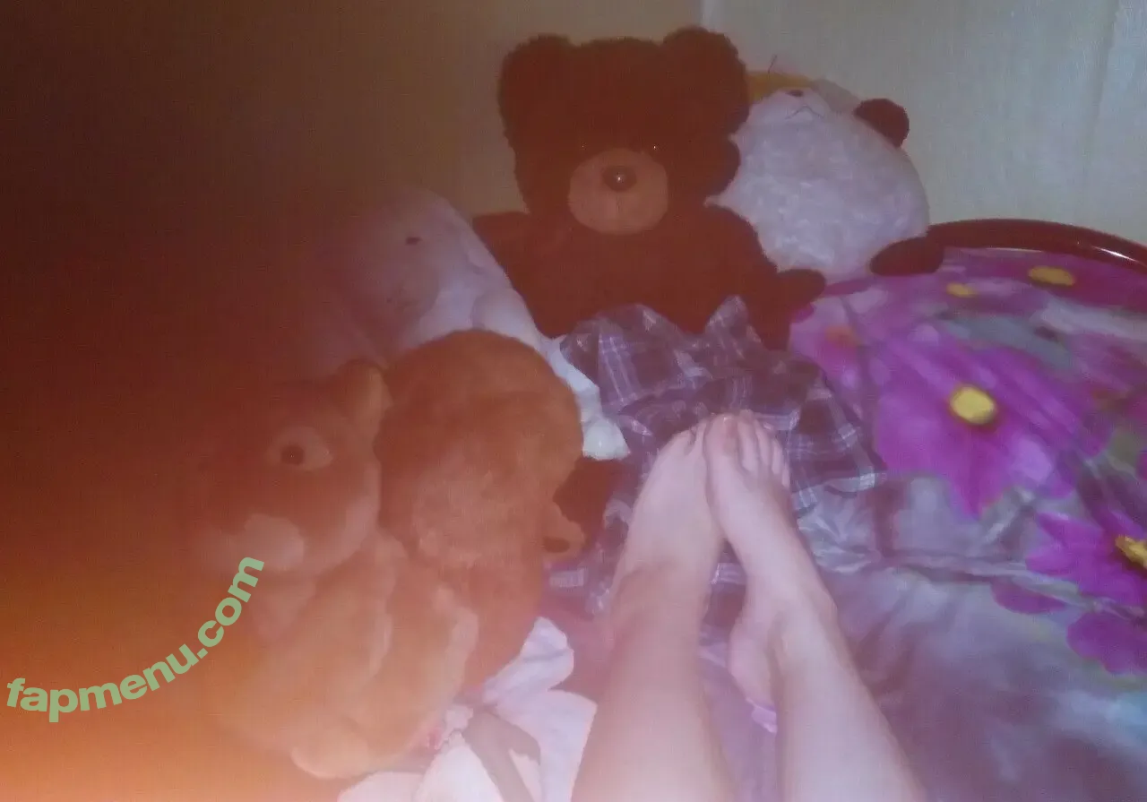 perelin_night_forest nude photo #0032 (perelin_night_forest)