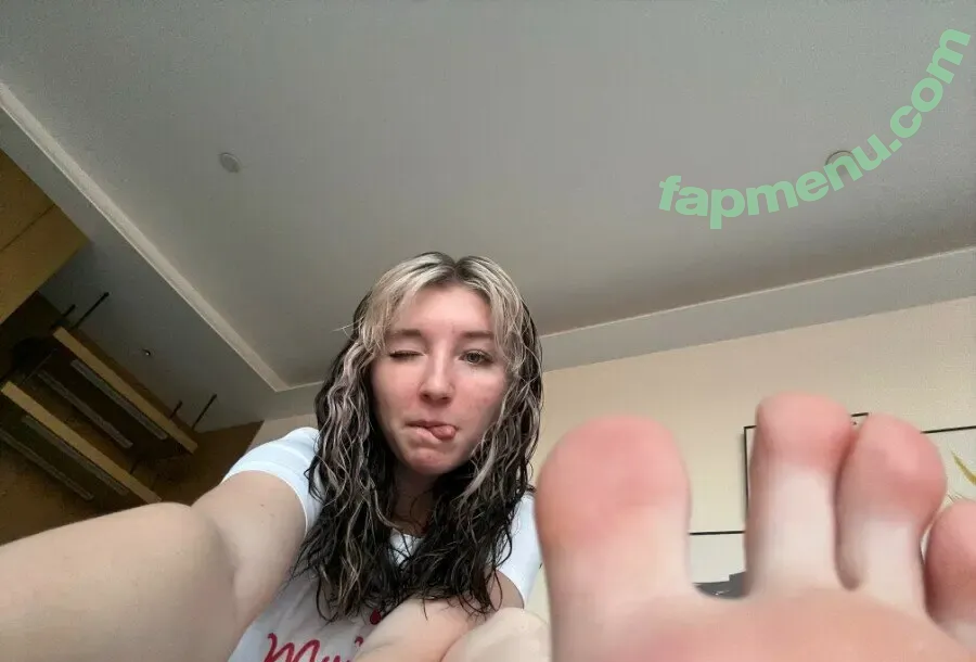 _perfectly._ nude photo #0102 (__perfectly.__)