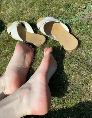 perfectlybarefoot / perf_bare.foot nude photo #0018