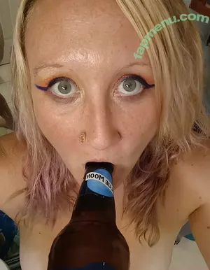 nude photo #0002