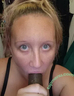  nude photo #0004