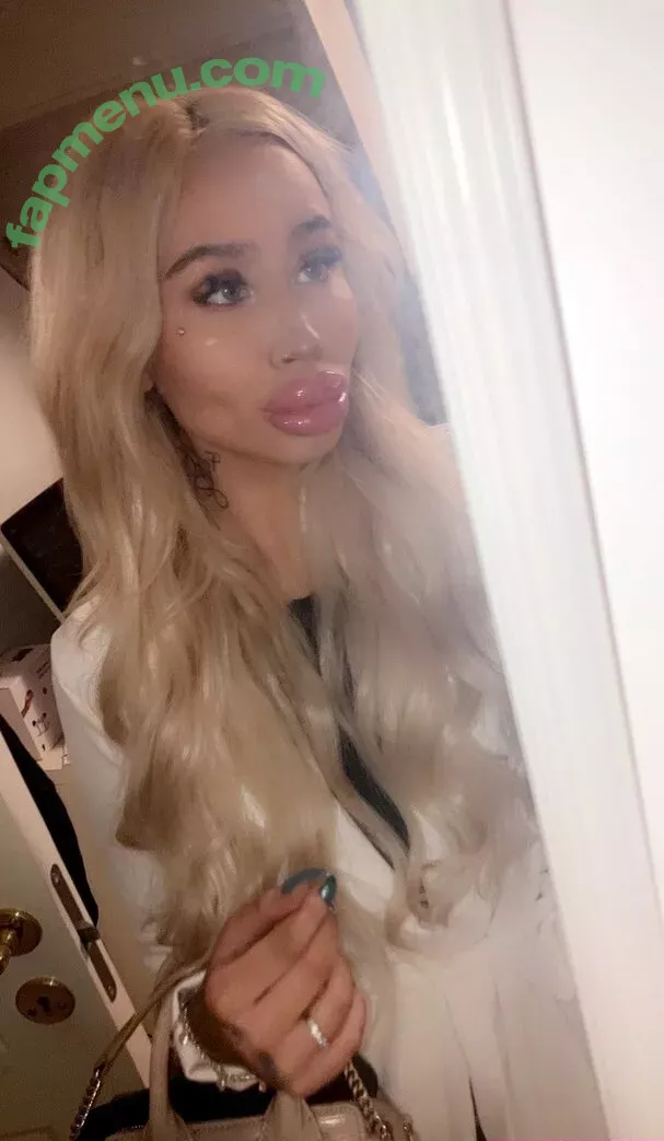 pernillahakansson nude photo #0019 (pernillasspicy)