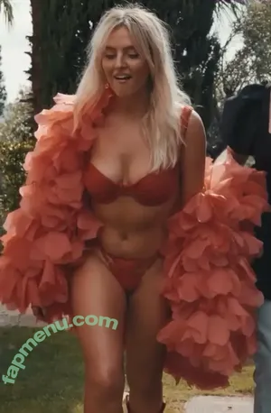 Perrie Edwards / perrieedwards nude photo #0465