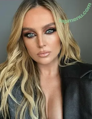 Perrie Edwards / perrieedwards nude photo #0484
