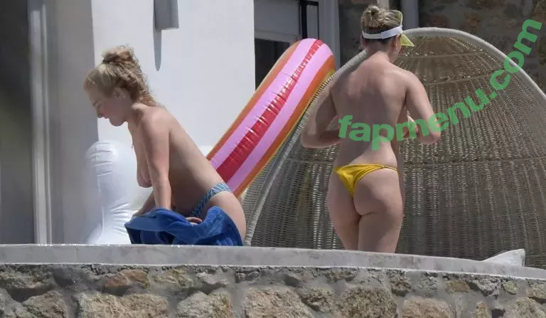 Perrie Edwards nude photo #0022 (perrieedwards)