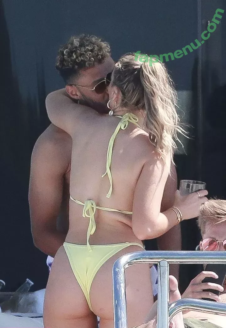 Perrie Edwards nude photo #0043 (perrieedwards)