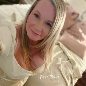 PerriPlays / perri_plays / perriwithap nude photo #0012