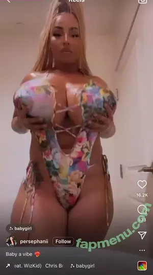  nude photo #0003