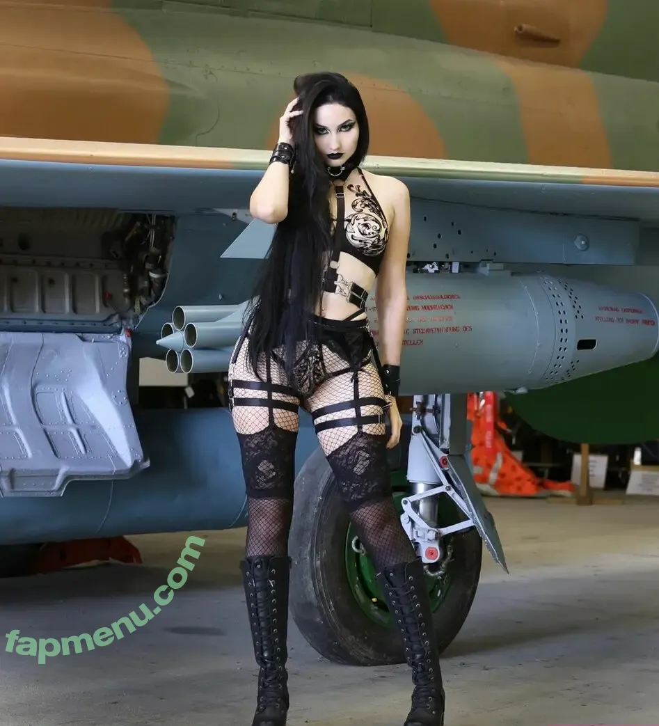 persephone-99 nude photo #0001 (persephone_99 / persephone_99_)