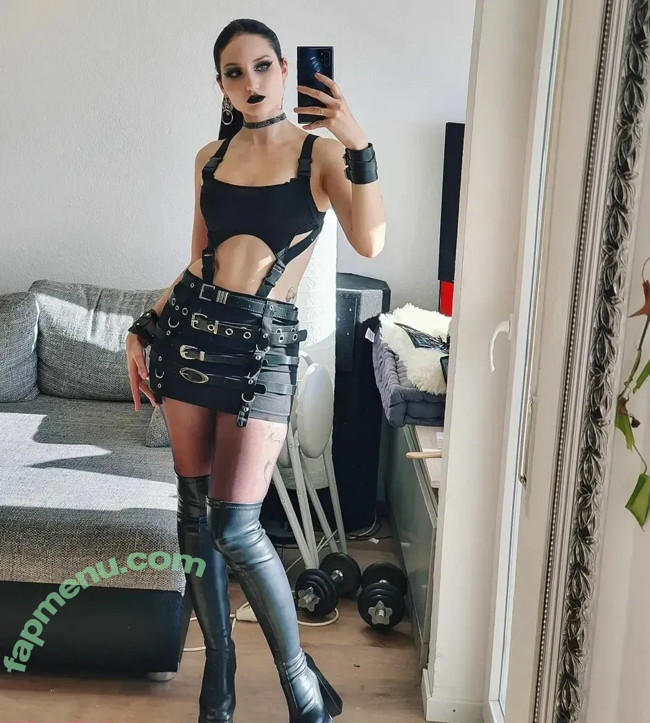 persephone-99 nude photo #0015 (persephone_99 / persephone_99_)