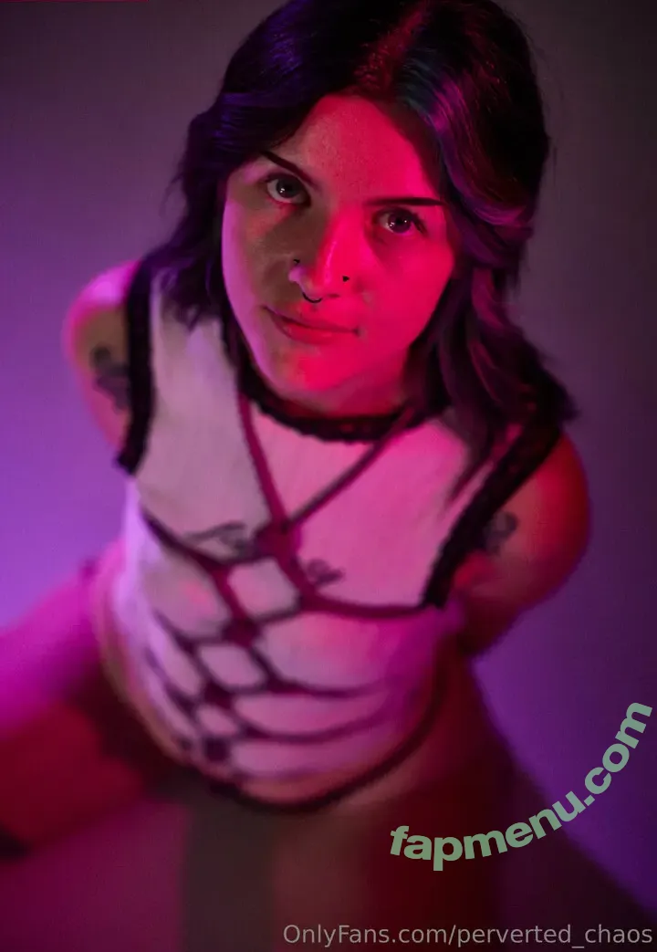perverted_chaos nude photo #0011 (pervertedchaos_)