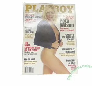 Peta Wilson / iampetawilson nude photo #0033