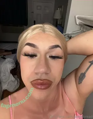  nude photo #0009
